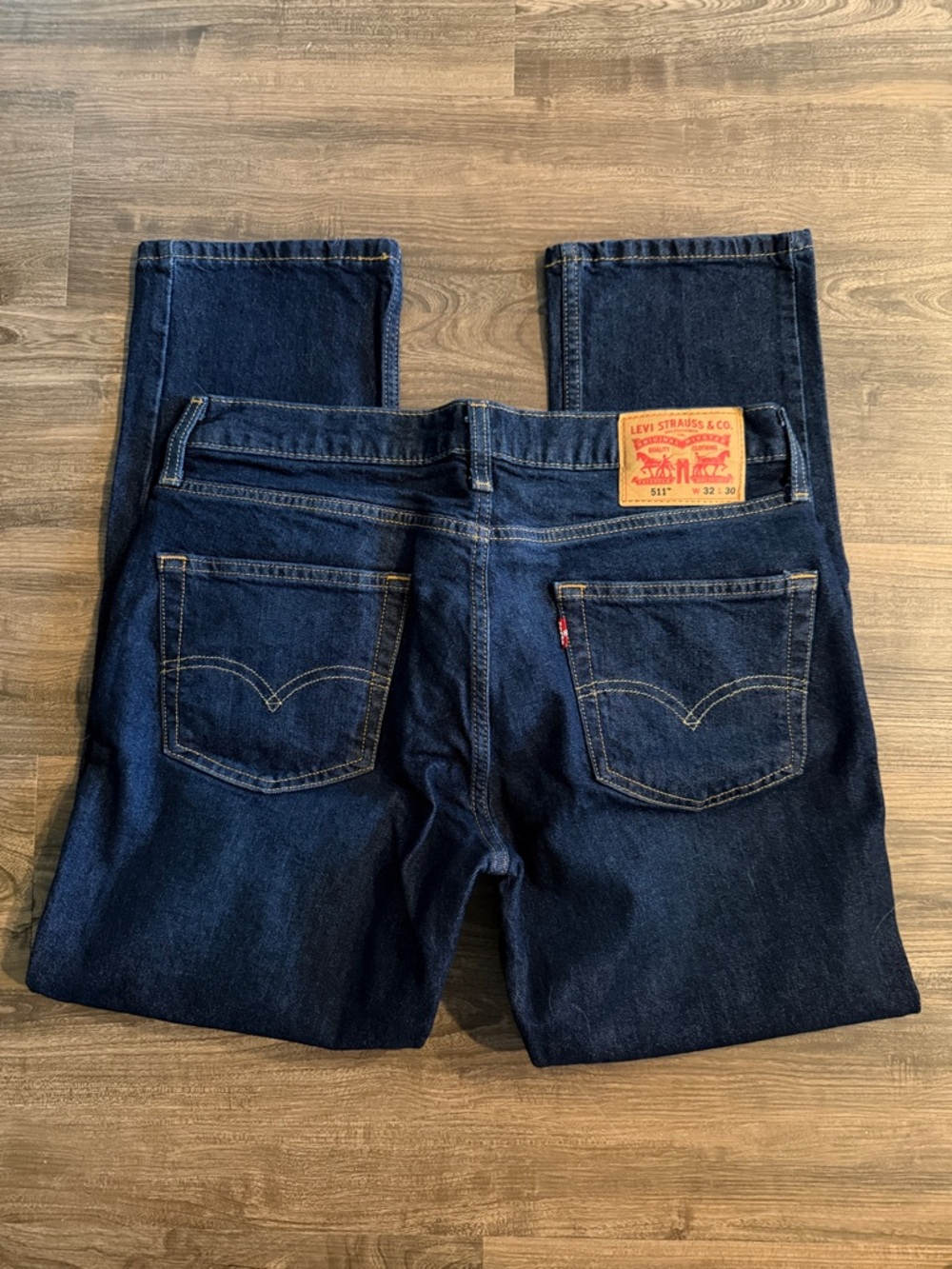 *Moving Sale* Men’s Levi's 511 32x20 Indigo Jeans - Great Condition - Picture 2 of 3